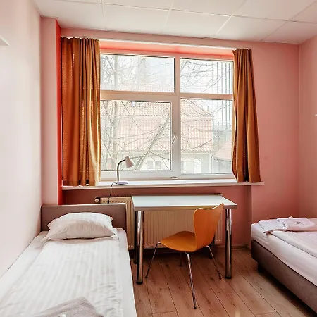 Hotel Bridge Free Parking