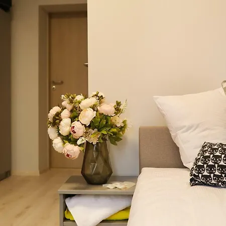 Hotel Bridge Free Parking