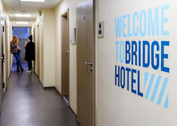 Hotel Bridge Free Parking 2*