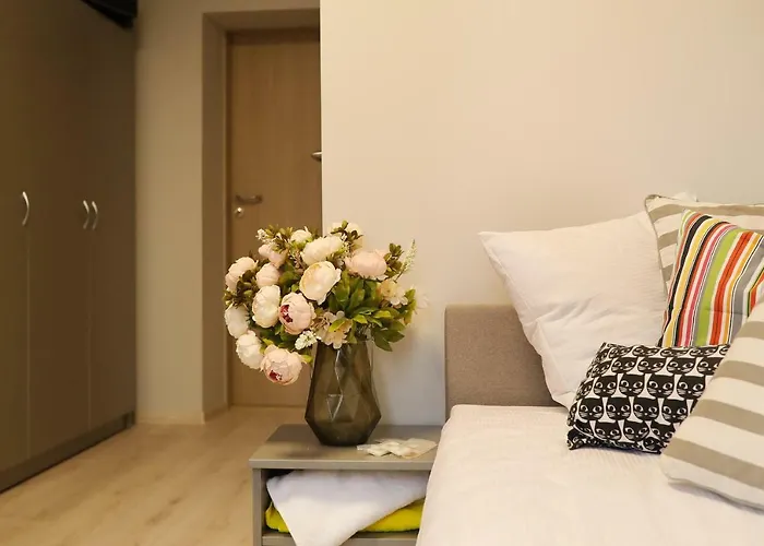 Hotel Bridge Free Parking