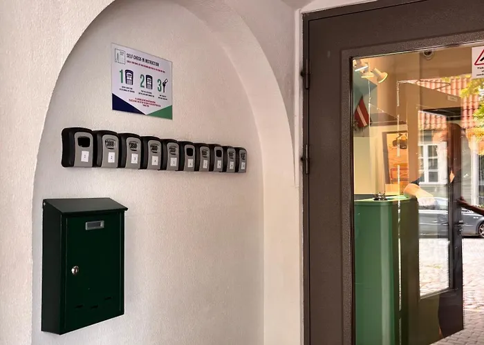 Viesnīca Bridge Free Parking